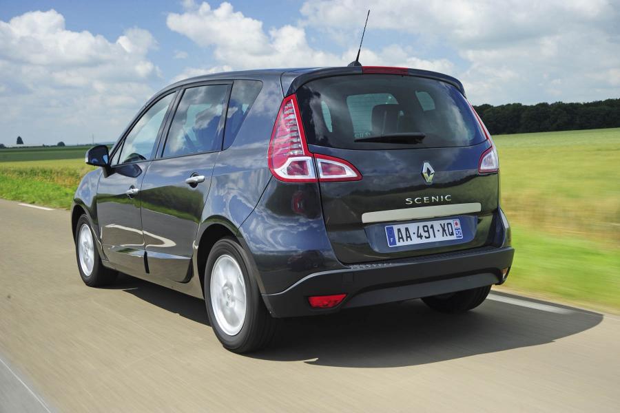  Renault Scenic 2009 года  (фото 18 из 44)